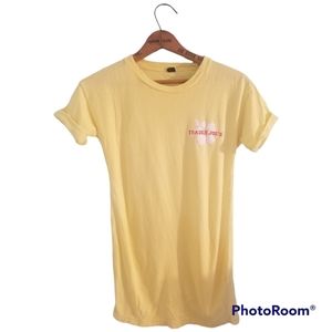 🌺Yellow Trader Joe's shirt🌺 (xs-s) please read full description